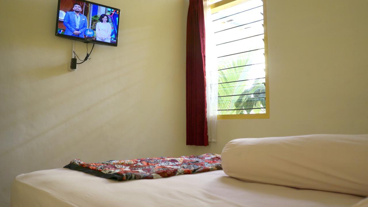 יוגיאקרטה The Sleepingroom Hostel מראה חיצוני תמונה